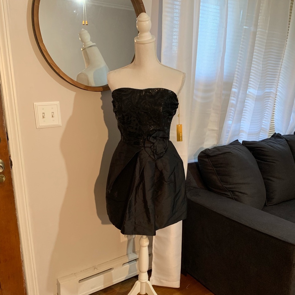 Alexia Admor Black Strapless Cocktail Dress
